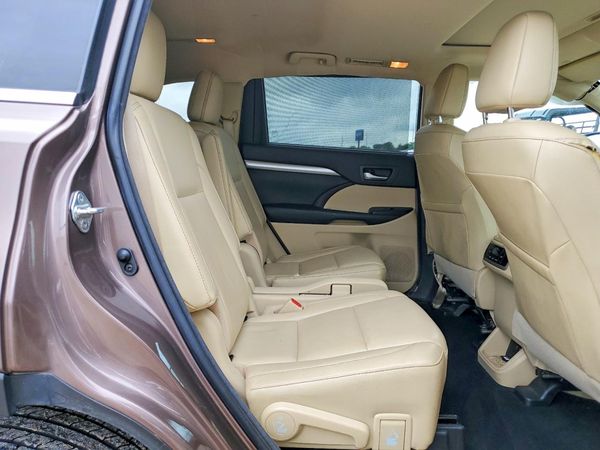2018 TOYOTA HIGHLANDER SE/XLE
