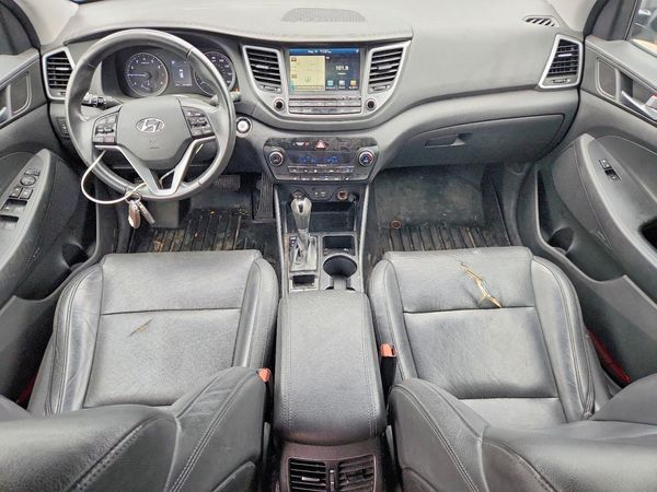 2017 HYUNDAI TUCSON
