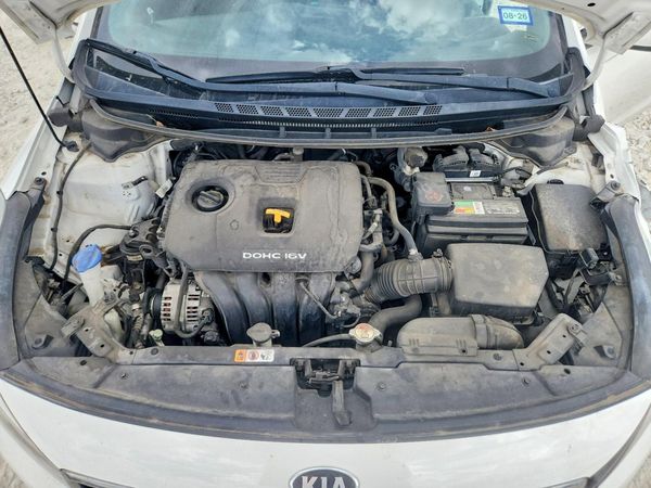 2018 KIA FORTE LX Base