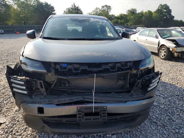 2025 NISSAN KICKS