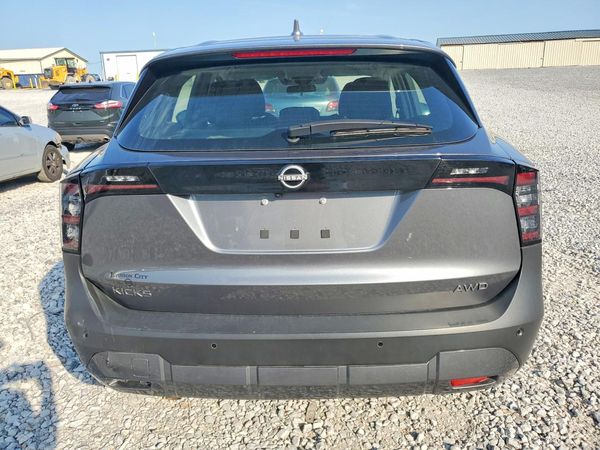2025 NISSAN KICKS