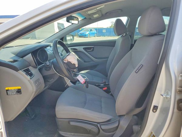 2013 HYUNDAI ELANTRA