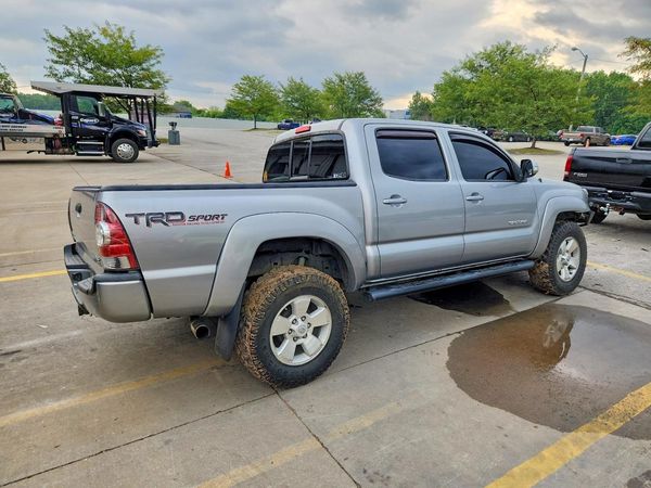 2015 TOYOTA TACOMA