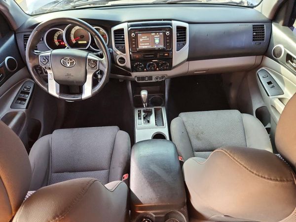 2015 TOYOTA TACOMA