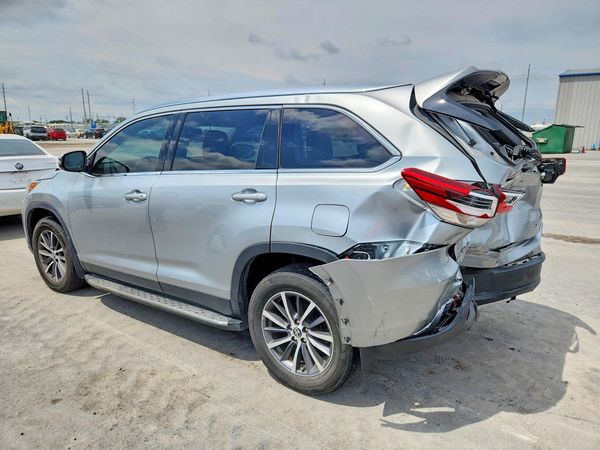 2019 TOYOTA HIGHLANDER