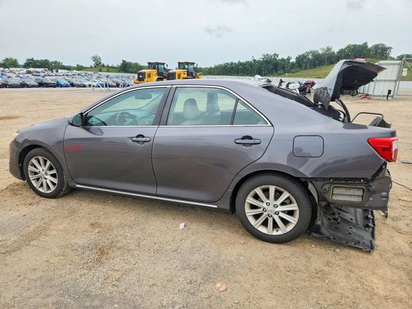 2013 TOYOTA CAMRY
