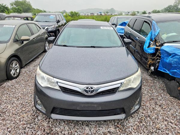 2013 TOYOTA CAMRY