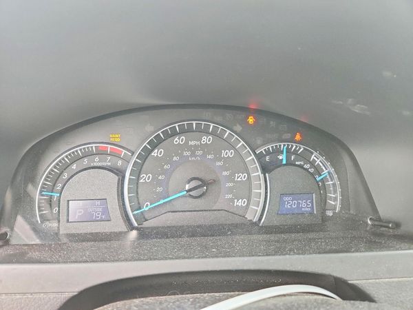 2013 TOYOTA CAMRY