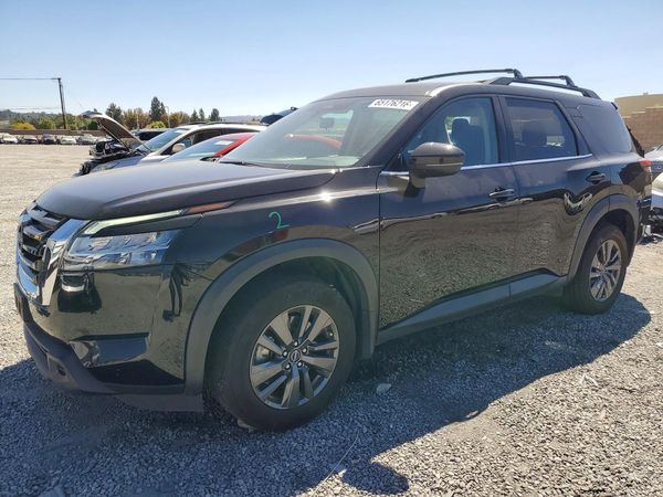 2022 NISSAN PATHFINDER SV