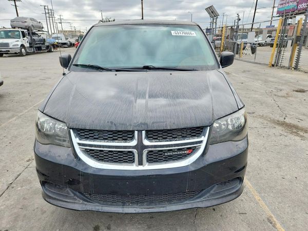 2018 DODGE GRAND CARAVAN SE