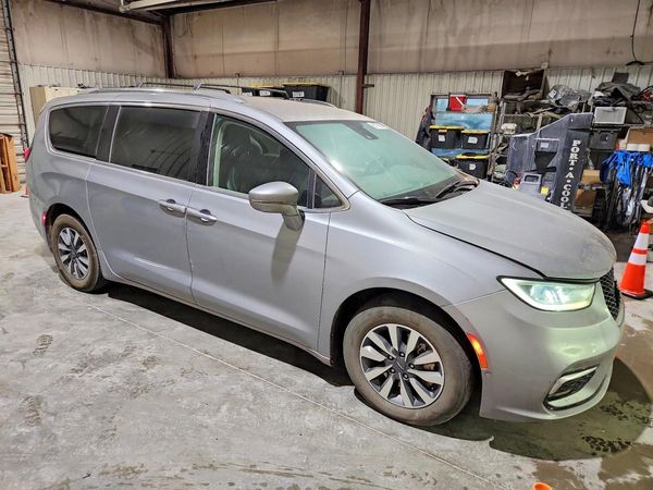 2021 CHRYSLER PACIFICA