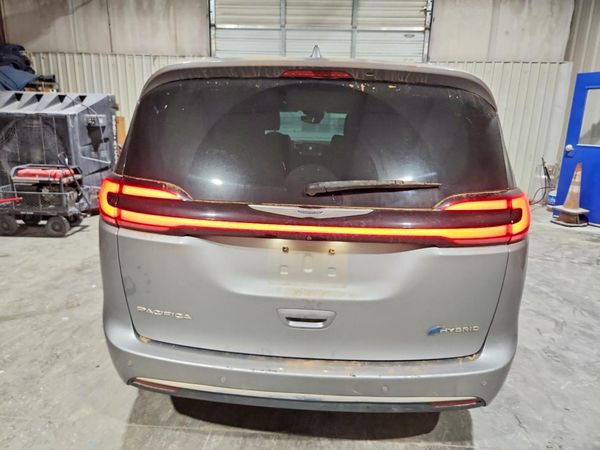 2021 CHRYSLER PACIFICA