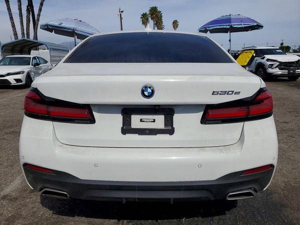 2022 BMW 530E