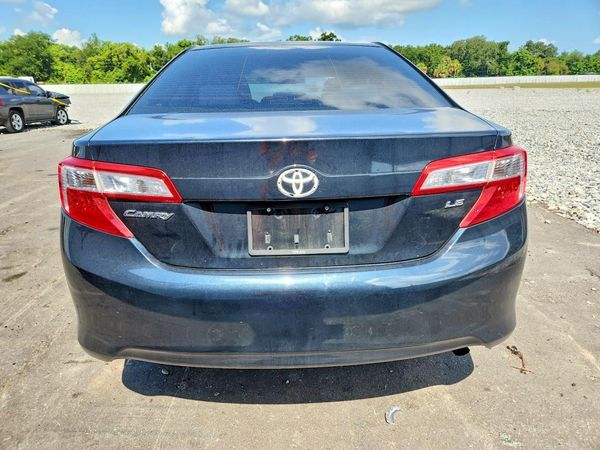 2012 TOYOTA CAMRY