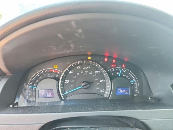 2012 TOYOTA CAMRY