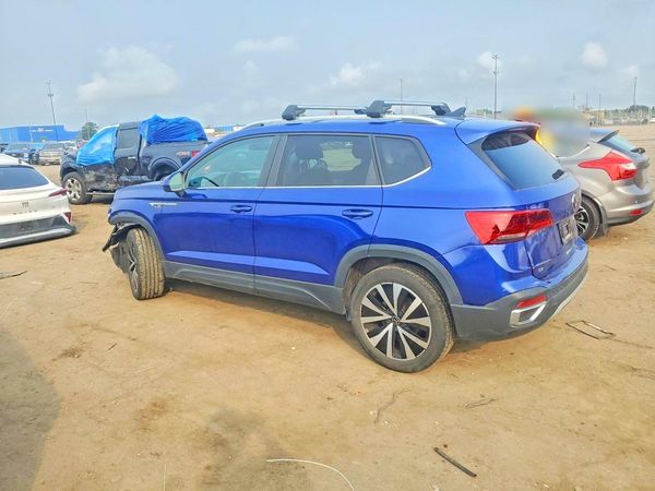 2022 VOLKSWAGEN TAOS