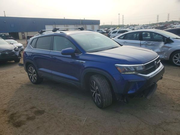 2022 VOLKSWAGEN TAOS