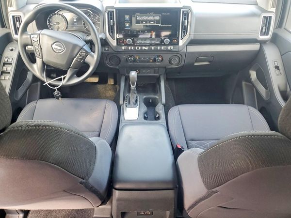 2025 NISSAN FRONTIER
