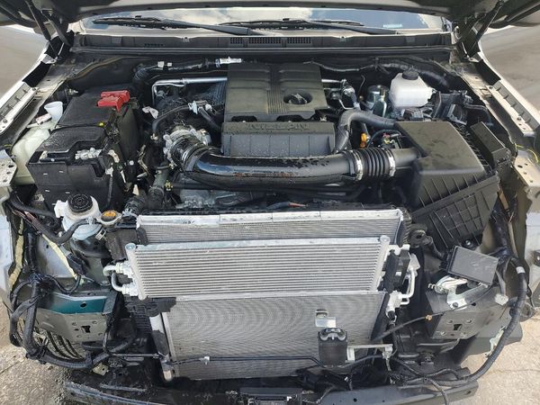 2025 NISSAN FRONTIER