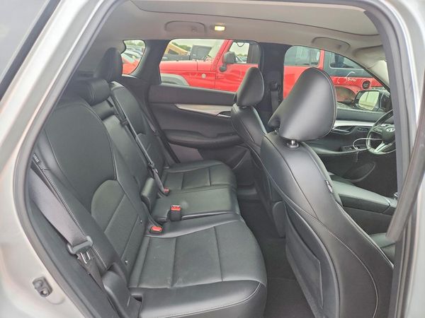 2021 INFINITI QX50 Essential