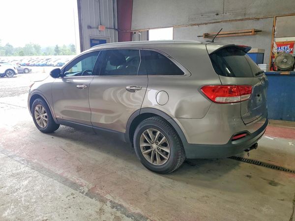 2016 KIA SORENTO L / LX