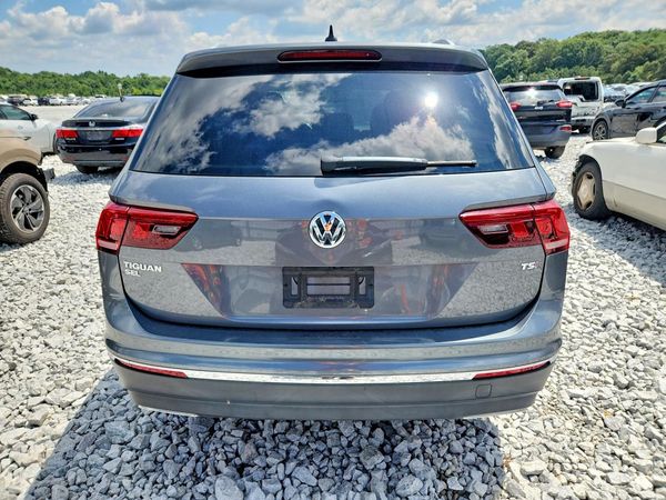 2018 VOLKSWAGEN TIGUAN SE, SEL