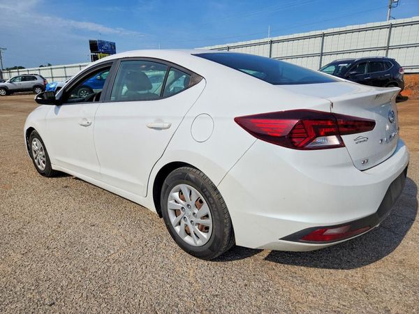 2019 HYUNDAI ELANTRA