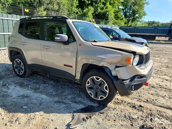 2016 JEEP RENEGADE Trailhawk