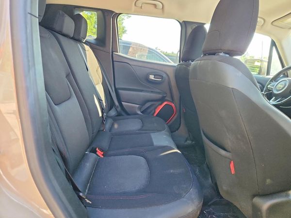 2016 JEEP RENEGADE Trailhawk