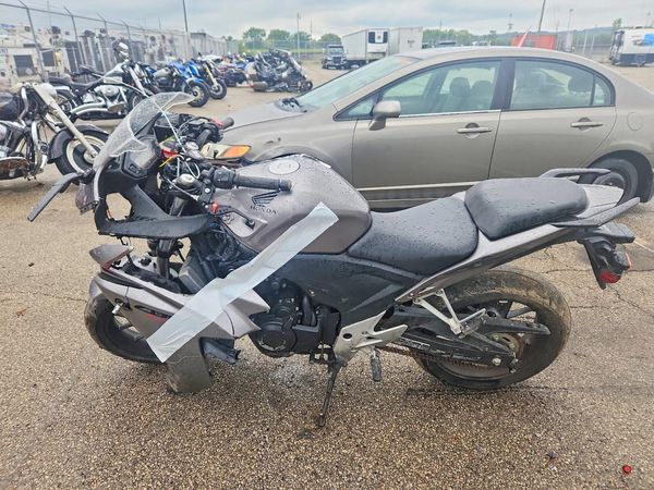 2015 HONDA CBR CYCLE