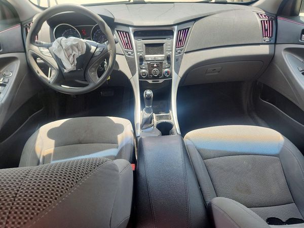 2014 HYUNDAI SONATA