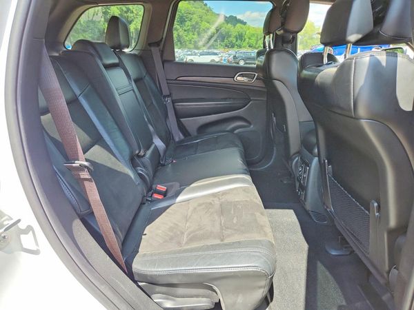 2019 JEEP GRAND CHEROKEE Laredo