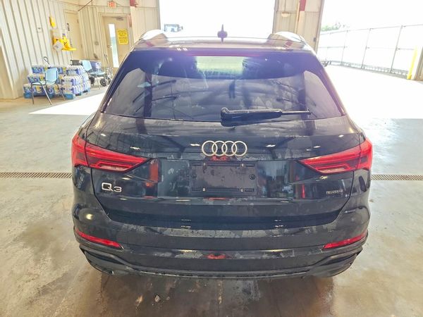 2025 AUDI Q3 S Line quattro Premium