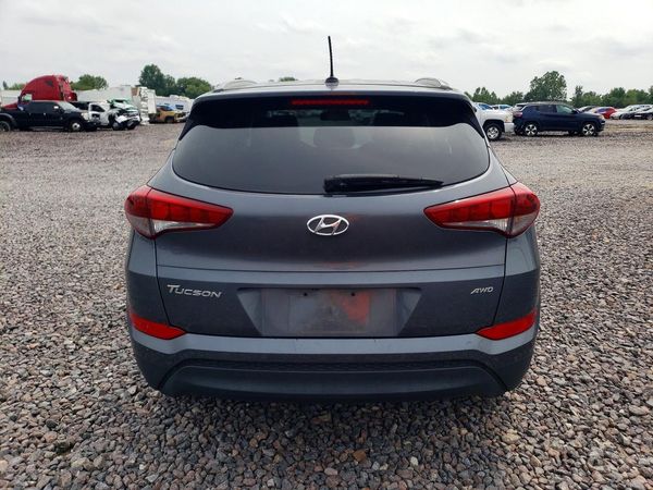 2016 HYUNDAI TUCSON