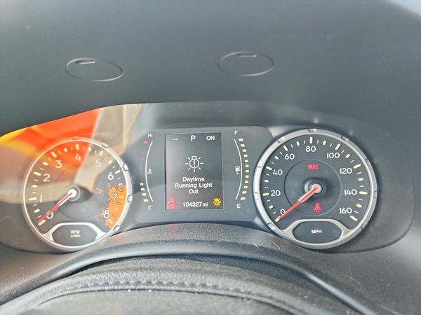 2016 JEEP RENEGADE LATITUDE 4X2