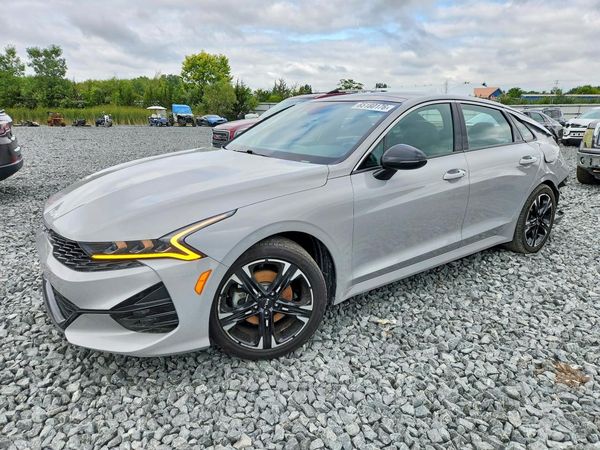 2022 KIA K5