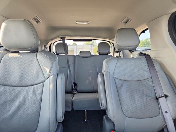2024 TOYOTA SIENNA Limited