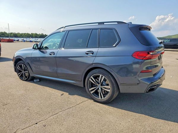 2021 BMW X7 M50i