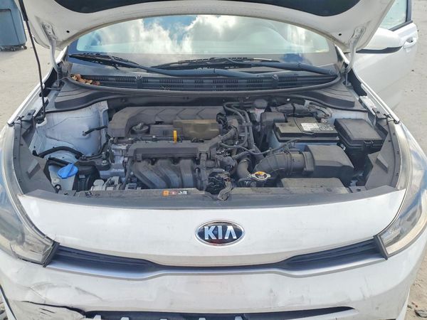 2021 KIA RIO LX, S