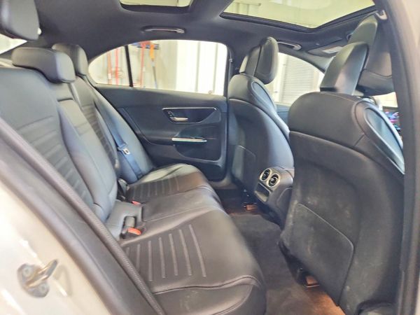 2022 MERCEDES-BENZ C