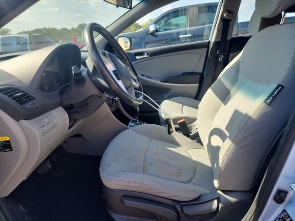 2014 HYUNDAI ACCENT