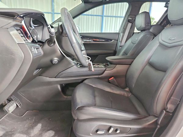 2020 CADILLAC XT6 Premium Luxury