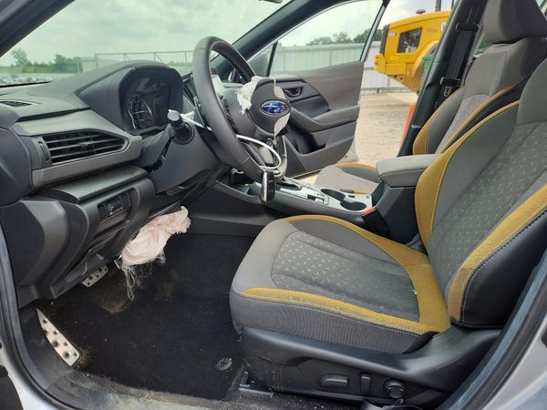 2025 SUBARU CROSSTREK