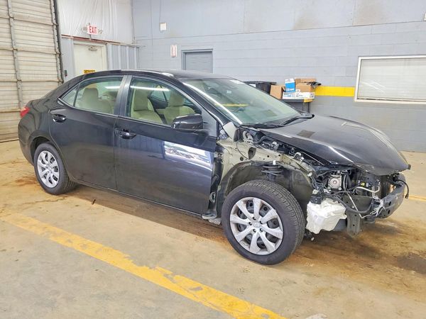 2018 TOYOTA COROLLA