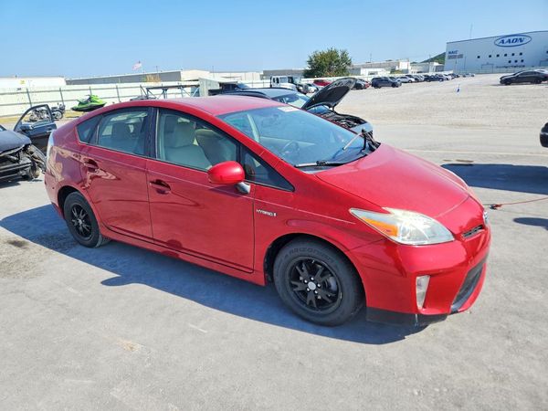 2014 TOYOTA PRIUS