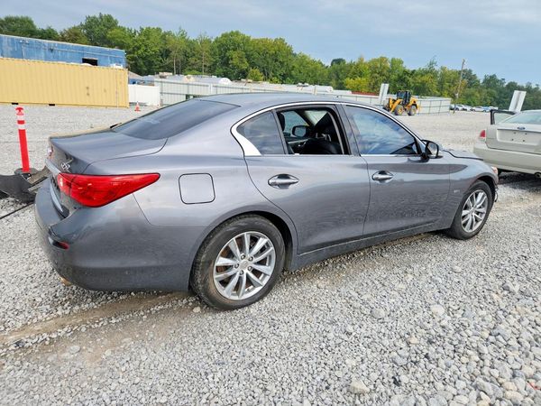 2016 INFINITI Q50