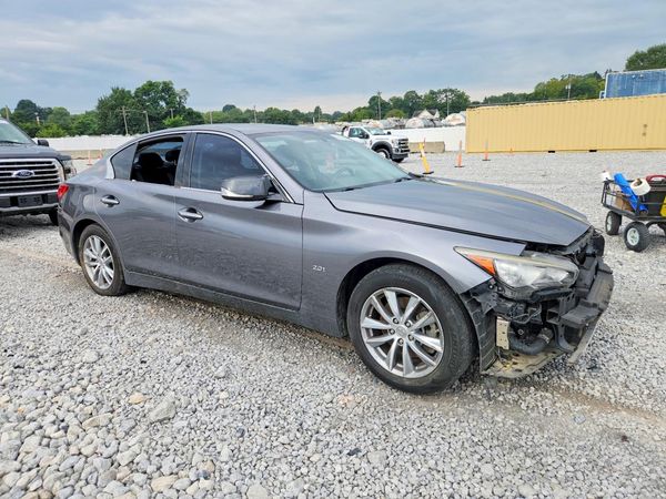 2016 INFINITI Q50