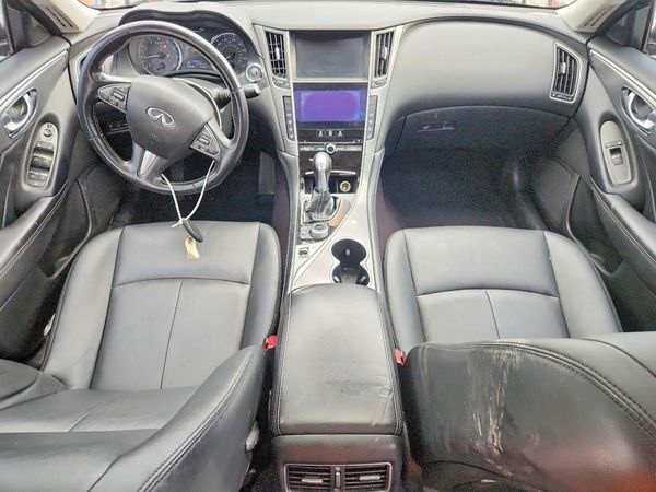 2016 INFINITI Q50