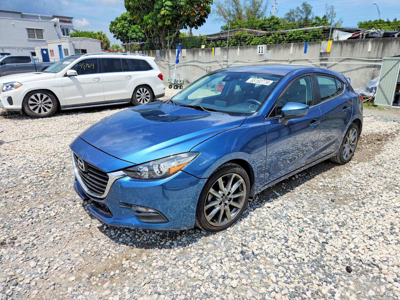 2018 MAZDA 3 Touring