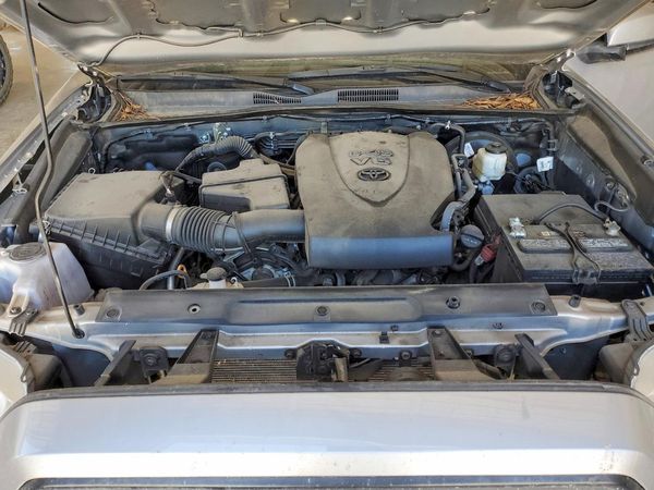 2020 TOYOTA TACOMA SR5